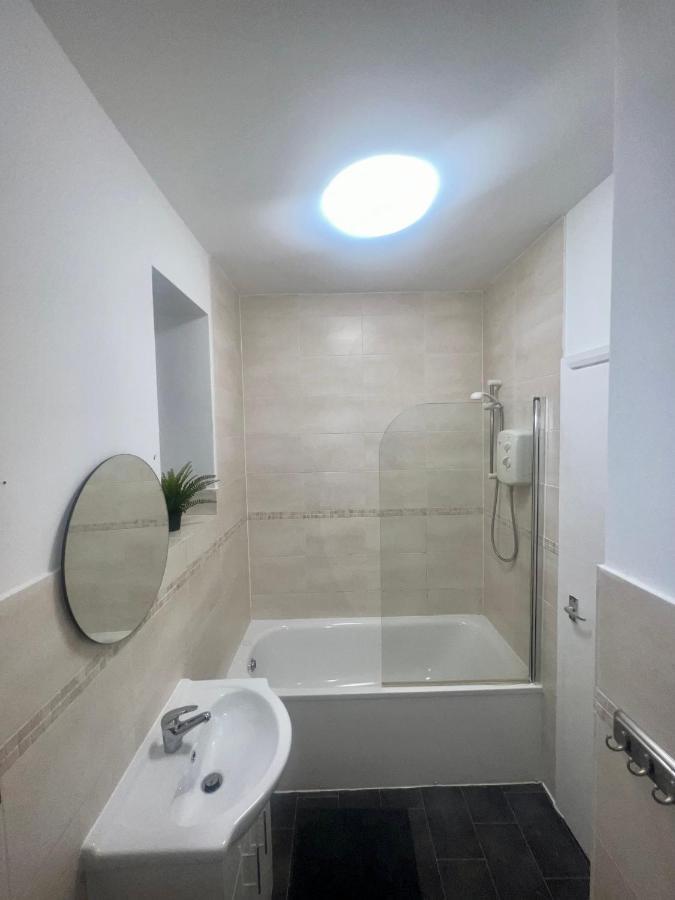 Leisure Studio Flat In Golders Green London Bagian luar foto